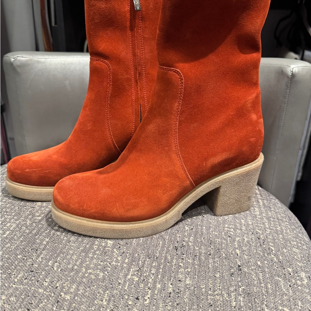 La CANADIENNE Bold Orange Heeled Boots